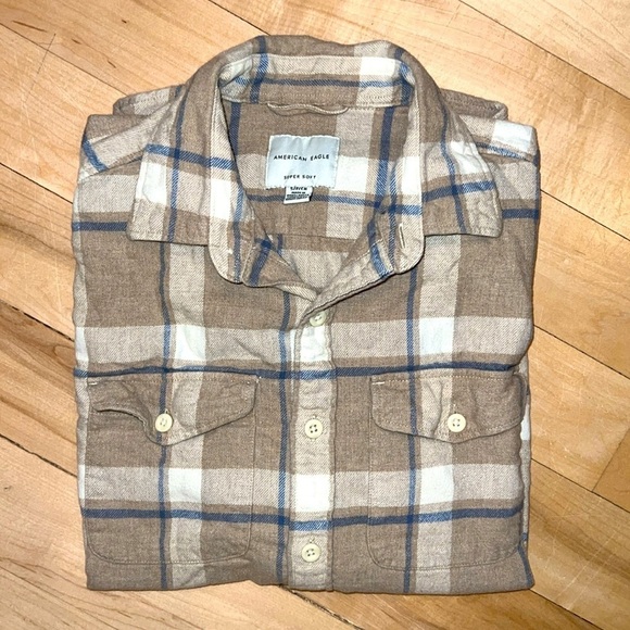 American Eagle Outfitters Other - American Eagle Long Sleeve Button Down